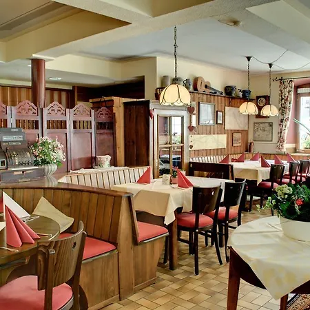 Kreuz 3* Freudenstadt