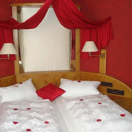 Kreuz Vendégház 3*